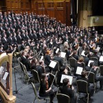 Full choir, orchestra and soloists